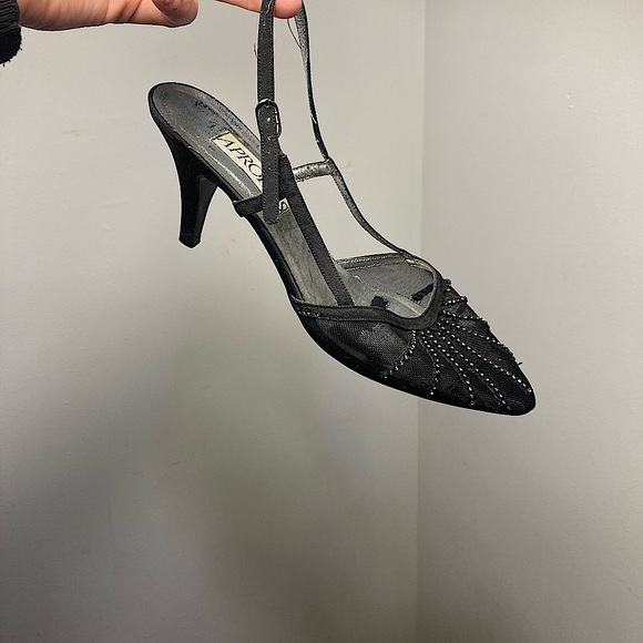 Black With Ankle Strap Beautiful Formal Dress Shoes Lace Low Heeled - Picture 1 of 10